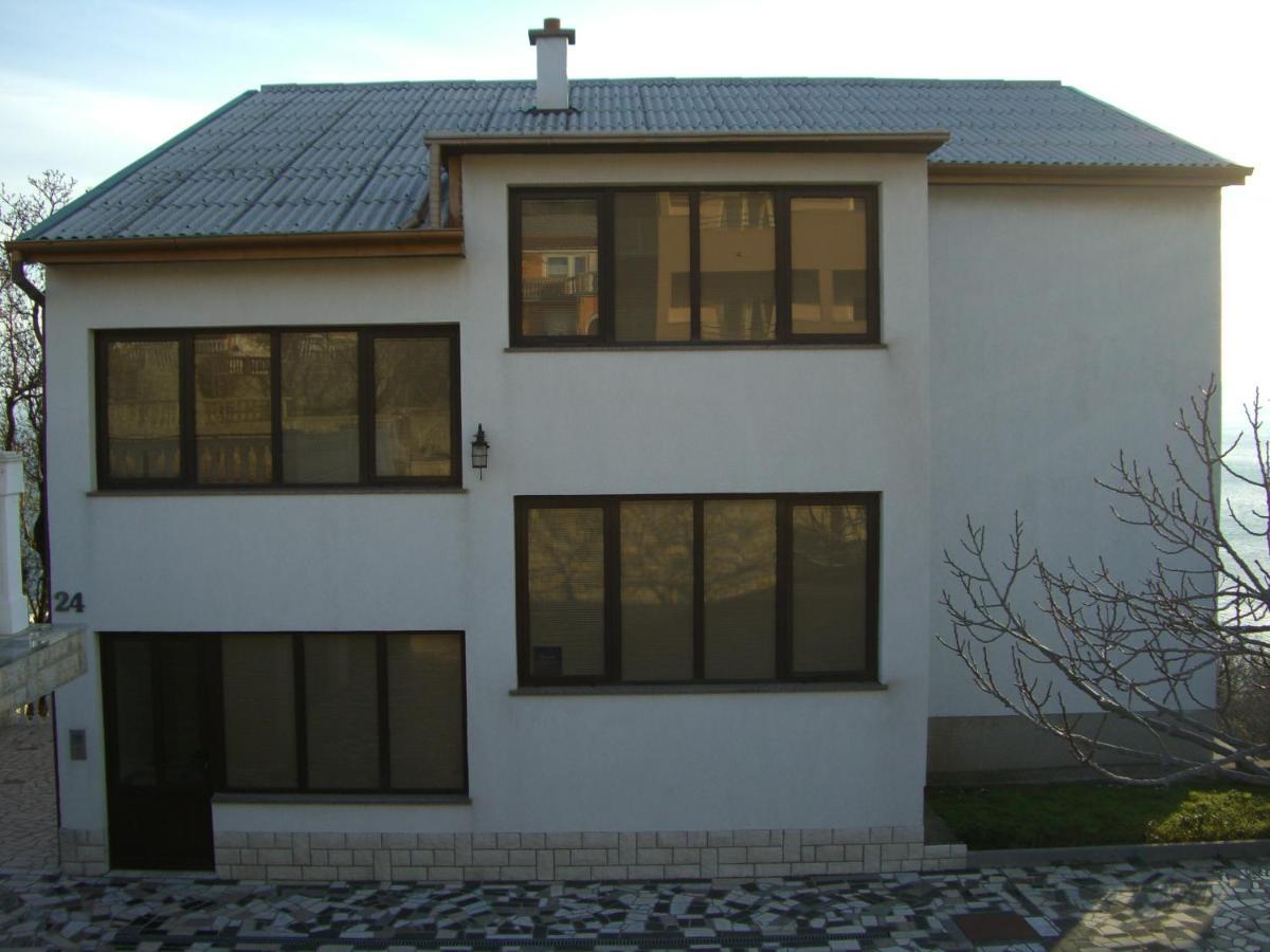 Apartment Ferias Сен Екстериор снимка