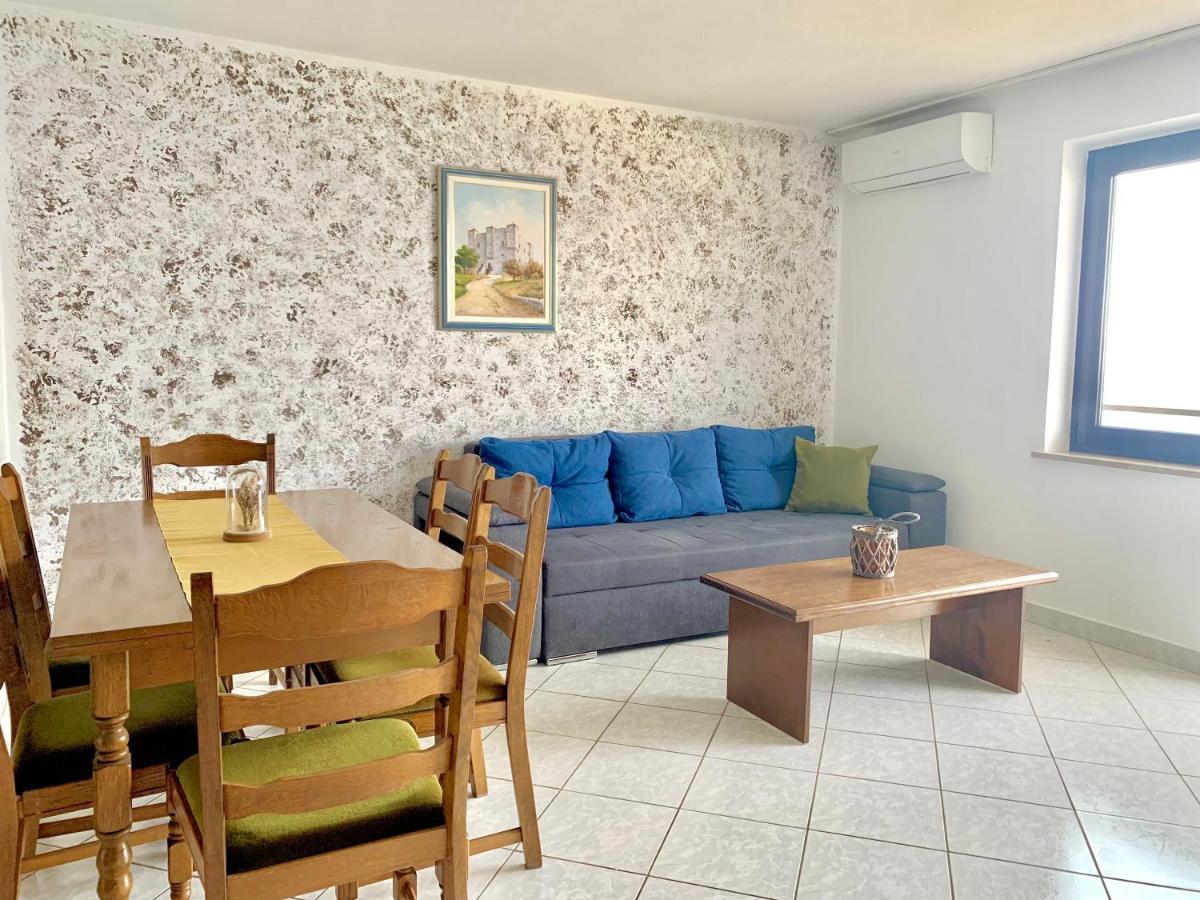 Apartment Ferias Сен Екстериор снимка